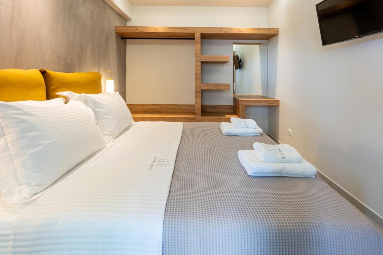3 Doors Villas Nea Iraklitsa Exterior photo